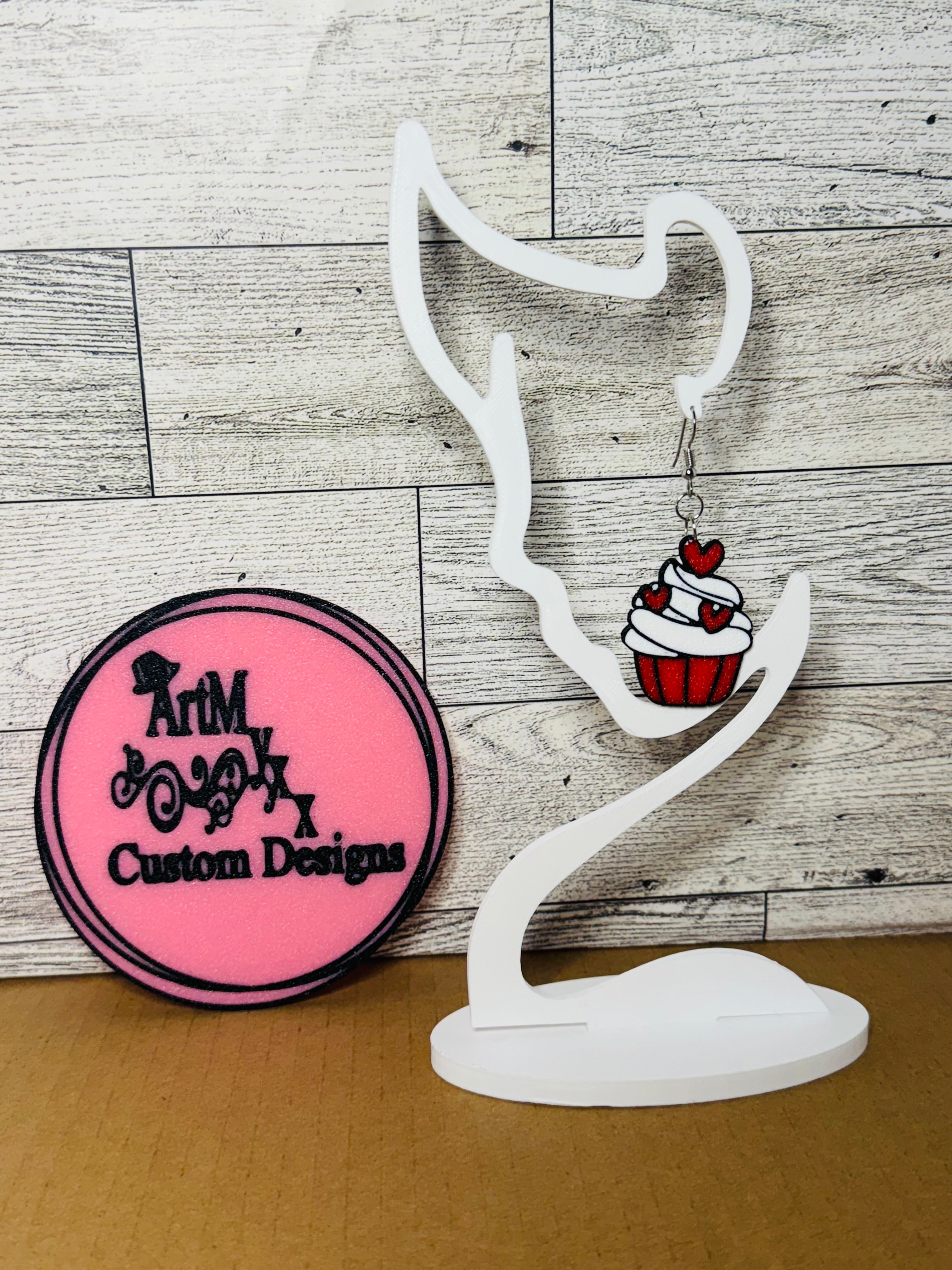 Cupcake earrings with hearts